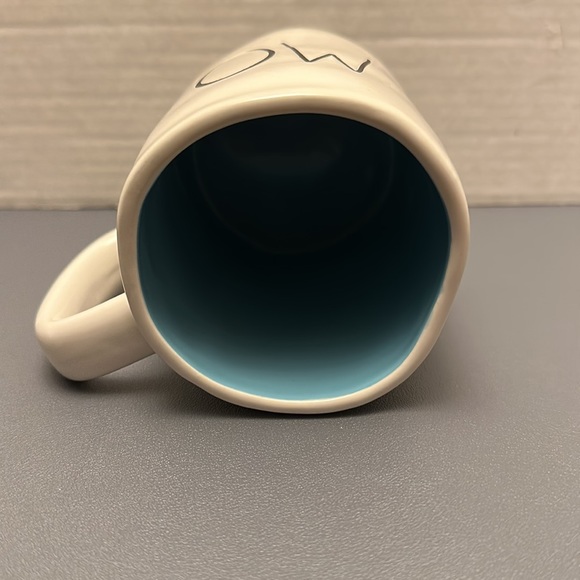 Rea Dunn 'MOM' Mug - Picture 3 of 4